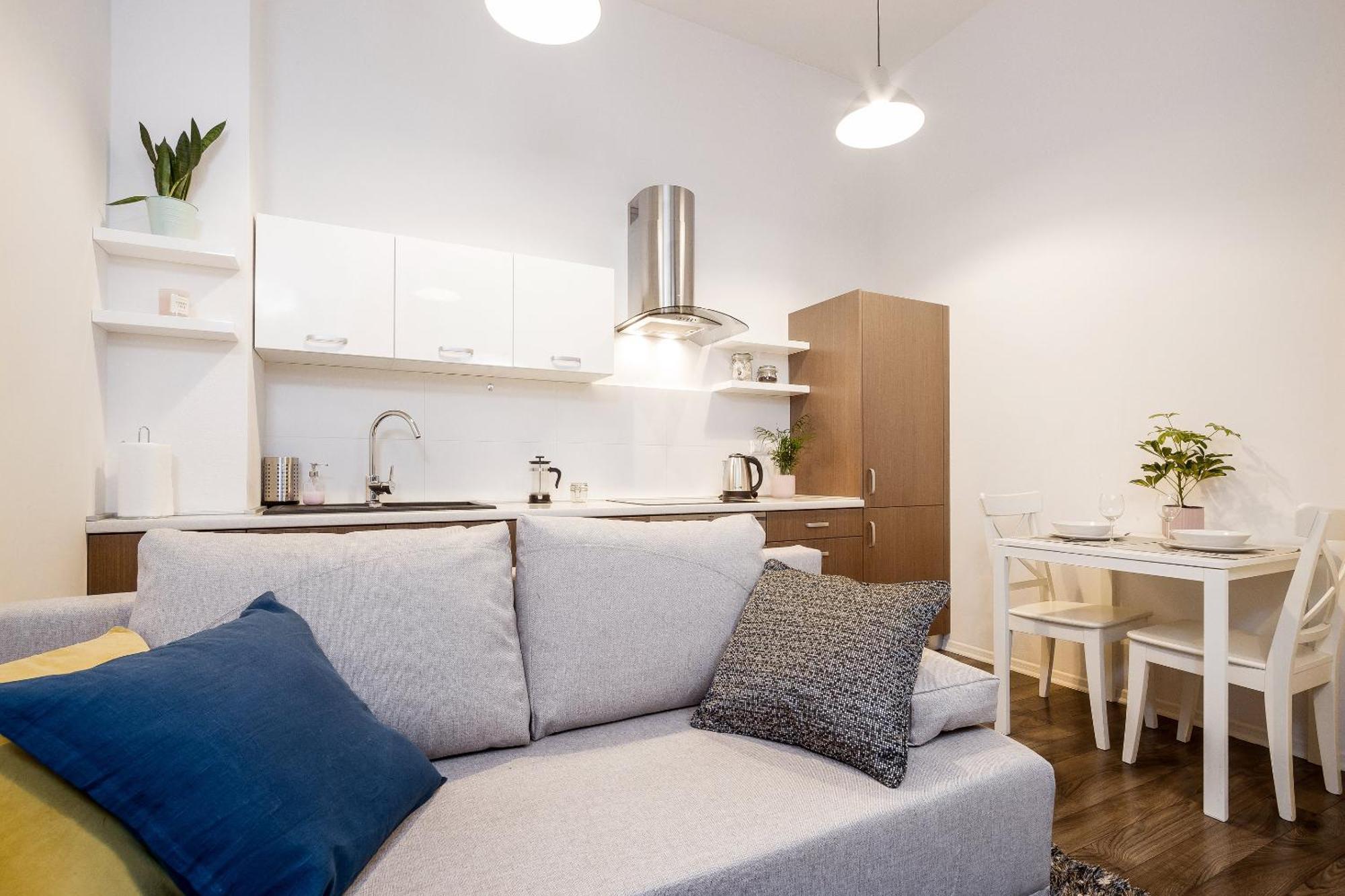 Main Station - 8 Rakowicka Street Apartment Красков Екстериор снимка